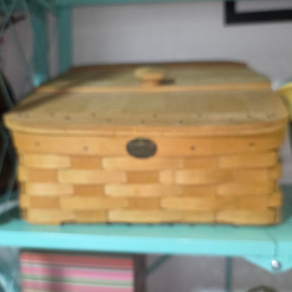 PETERBORO BASKETS VINTAGE SLANTED  STORAGE BASKET WITH LID